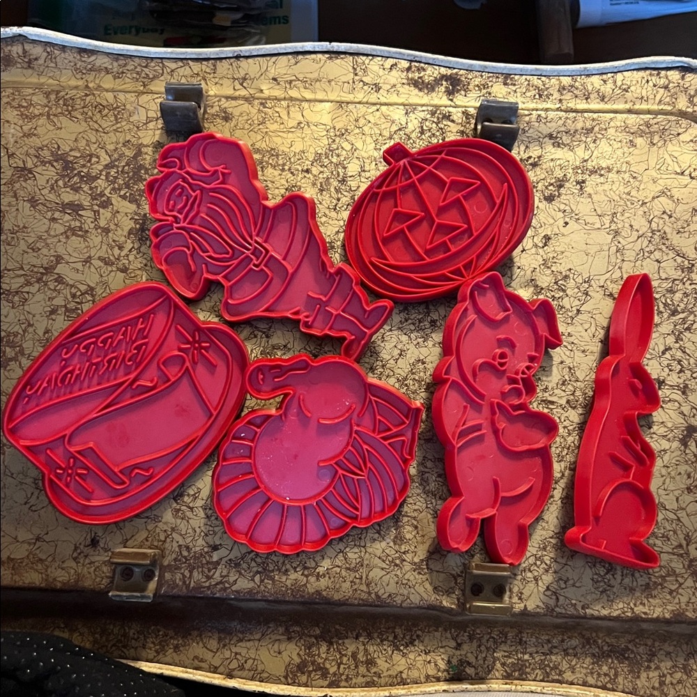 Vintage red plastic cookie cutters lot of 6